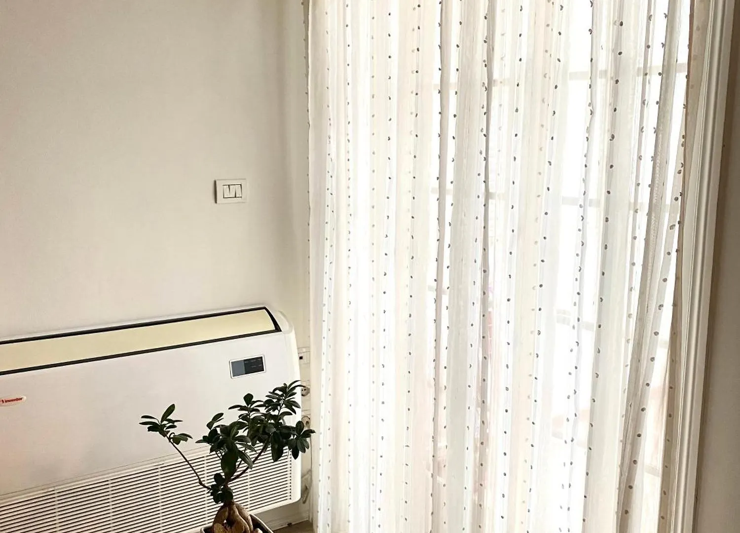 Apartment Lake 티라나
